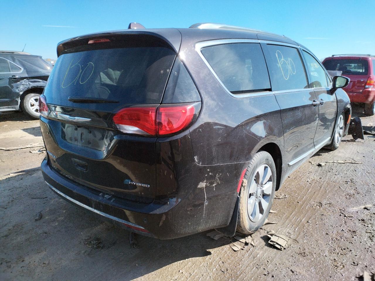 Photo 4 from auction – 2019 CHRYSLER PACIFICA H with VIN 2C4RC1N77KR551139