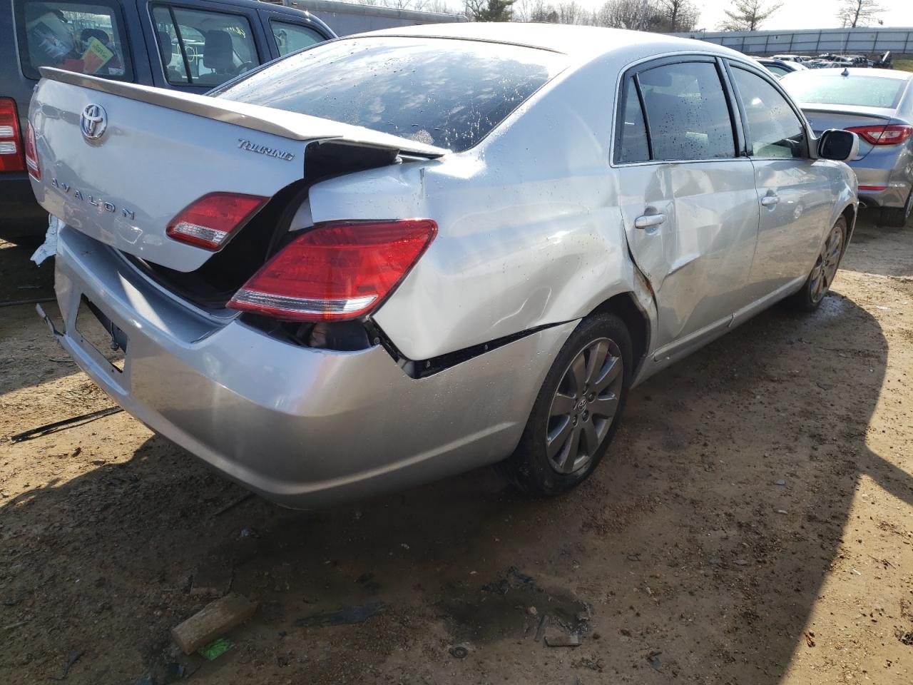 Photo 4 from auction – 2007 TOYOTA AVALON with VIN 4T1BK36B77U251156