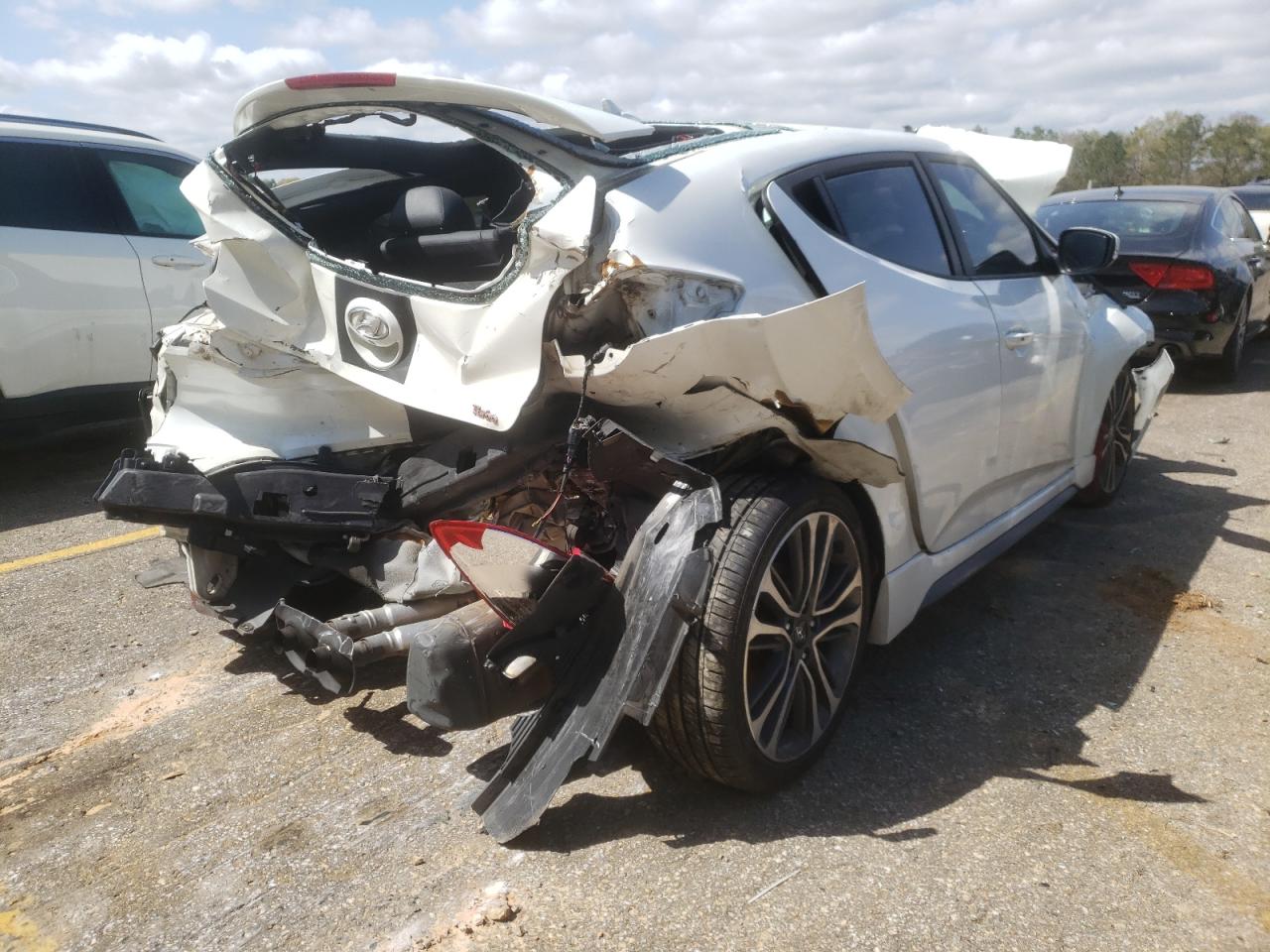 Photo 4 from auction – 2016 HYUNDAI VELOSTER T with VIN KMHTC6AE0GU293561