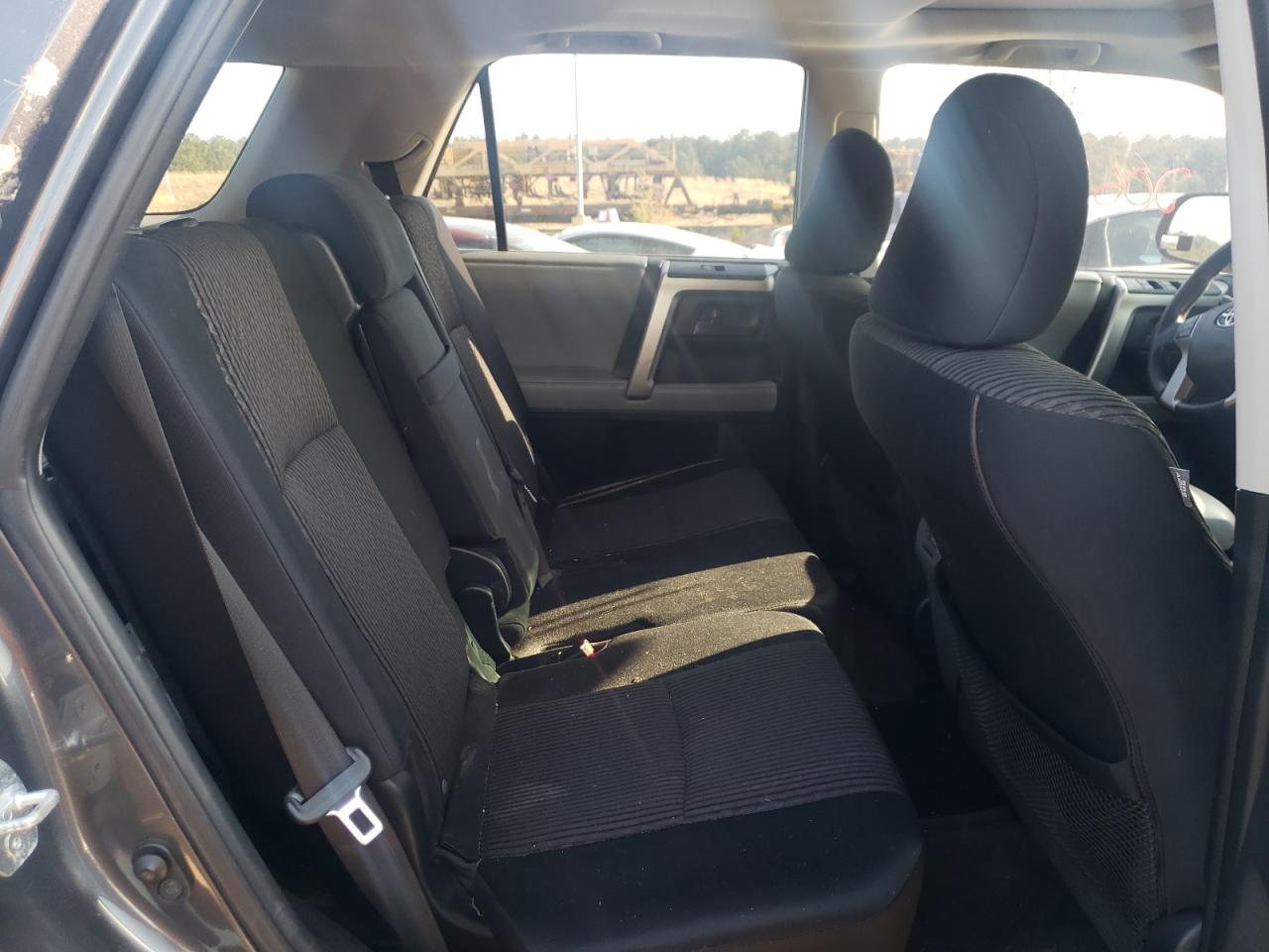 Photo 6 from auction – 2010 TOYOTA 4RUNNER SR with VIN JTEZU5JR6A5007900
