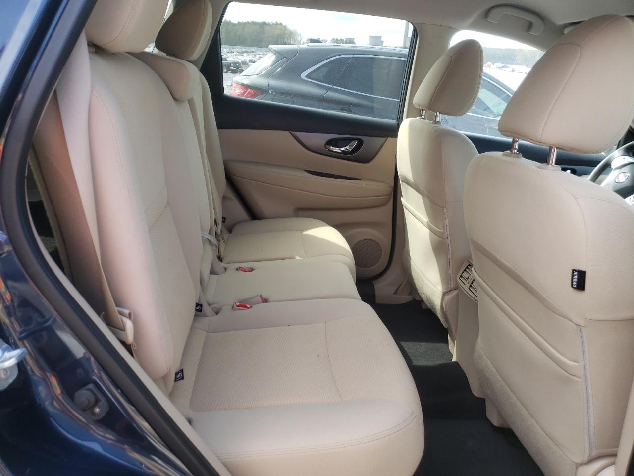 Photo 6 from auction – 2016 NISSAN ROGUE S with VIN KNMAT2MT4GP710161