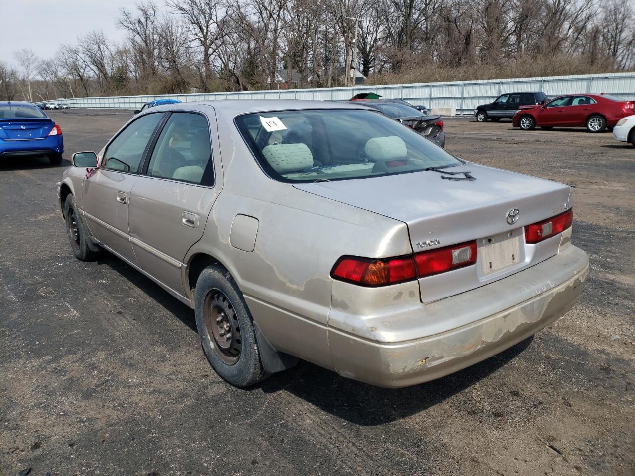 Photo 3 from auction – 1997 TOYOTA CAMRY CE with VIN 4T1BG22K5VU781933