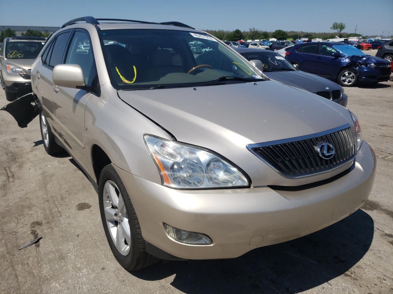 LEXUS RX 330 2006 with VIN 2T2GA31UX6C051661 - Photo from auction