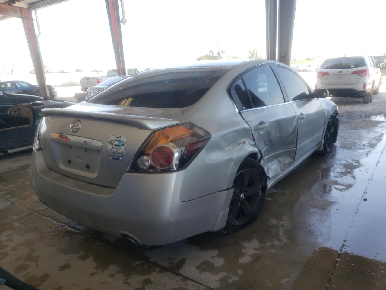 Photo 4 from auction – 2007 NISSAN ALTIMA 3.5 with VIN 1N4BL21E97N416170