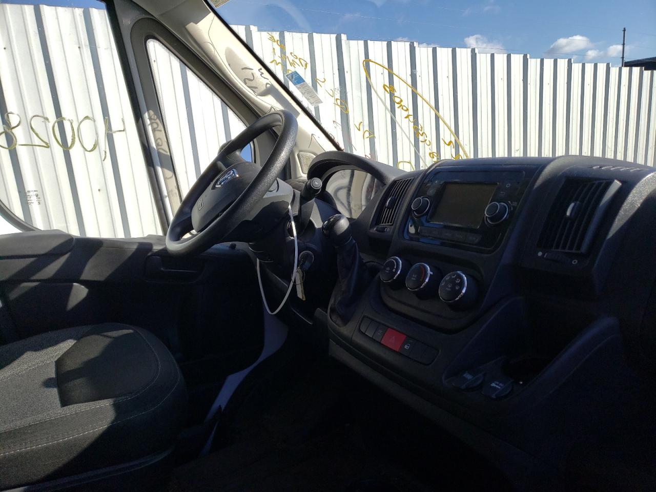 Photo 9 from auction – 2019 RAM PROMASTER with VIN 3C6TRVDG6KE514833