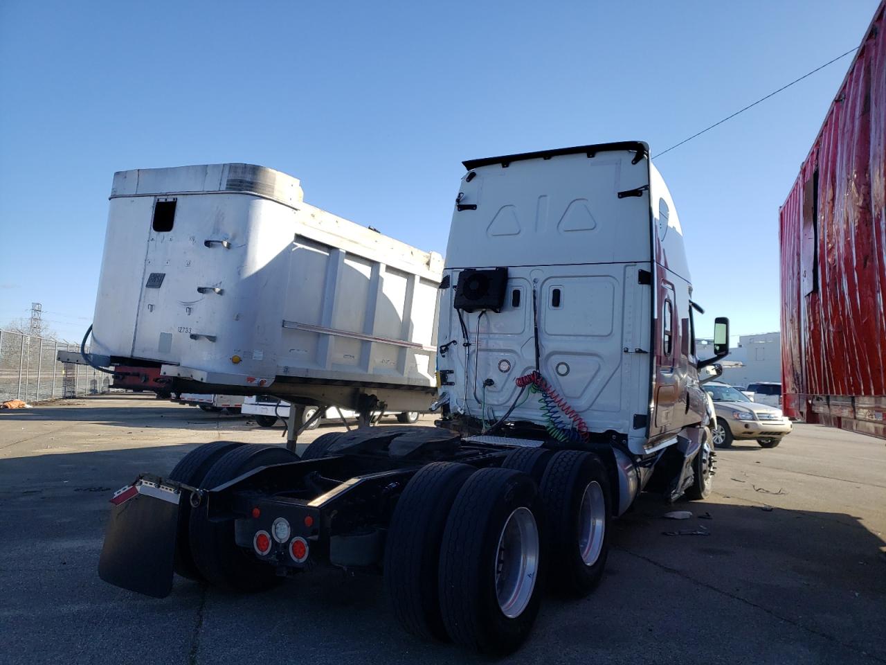 Photo 4 from auction – 2020 FREIGHTLINER CASCADIA 1 with VIN 1FUJHHDR4LLLL6993