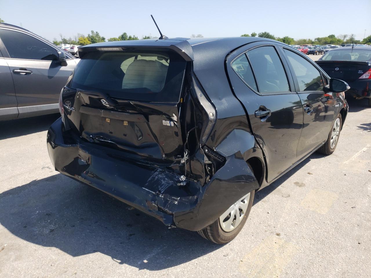 Photo 4 from auction – 2013 TOYOTA PRIUS C with VIN JTDKDTB34D1535452