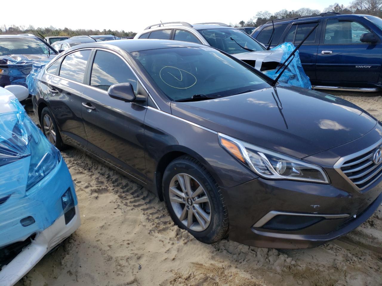Photo 1 from auction – 2016 HYUNDAI SONATA SE with VIN 5NPE24AF7GH292723