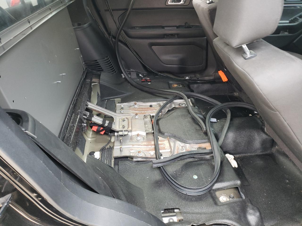 Zdjęcie 6 z aukcji – 2017 FORD EXPLORER P z VIN 1FM5K8AR6HGD92184