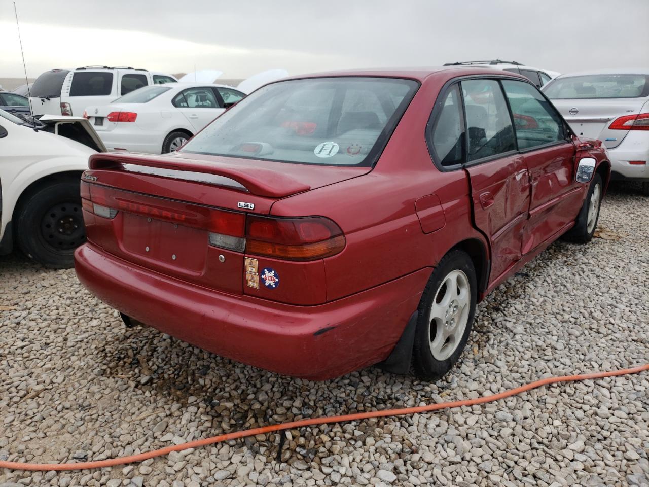 Photo 4 from auction – 1995 SUBARU LEGACY LS with VIN 4S3BD6556S7227398