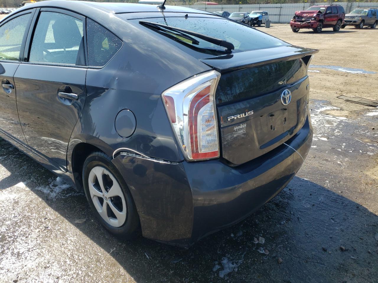 Photo 9 from auction – 2015 TOYOTA PRIUS with VIN JTDKN3DU4F1917874
