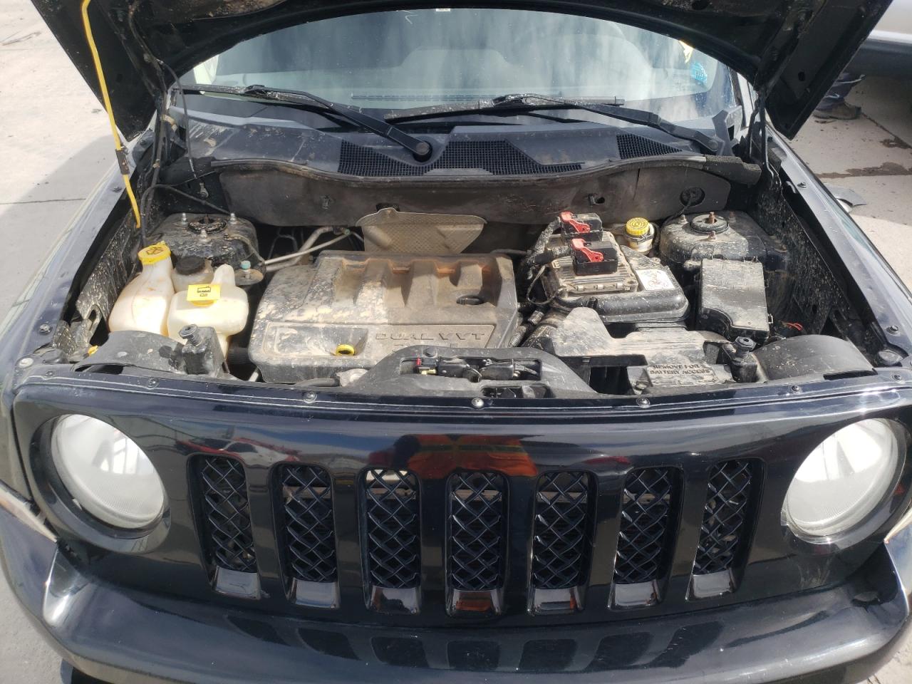 Photo 7 from auction – 2012 JEEP PATRIOT LA with VIN 1C4NJPFB6CD683811