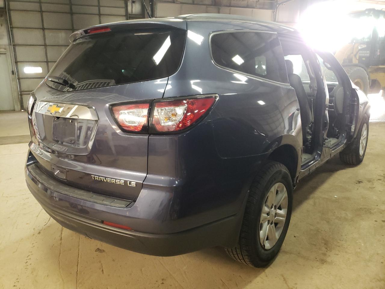 Photo 4 from auction – 2014 CHEVROLET TRAVERSE L with VIN 1GNKRFEDXEJ188595