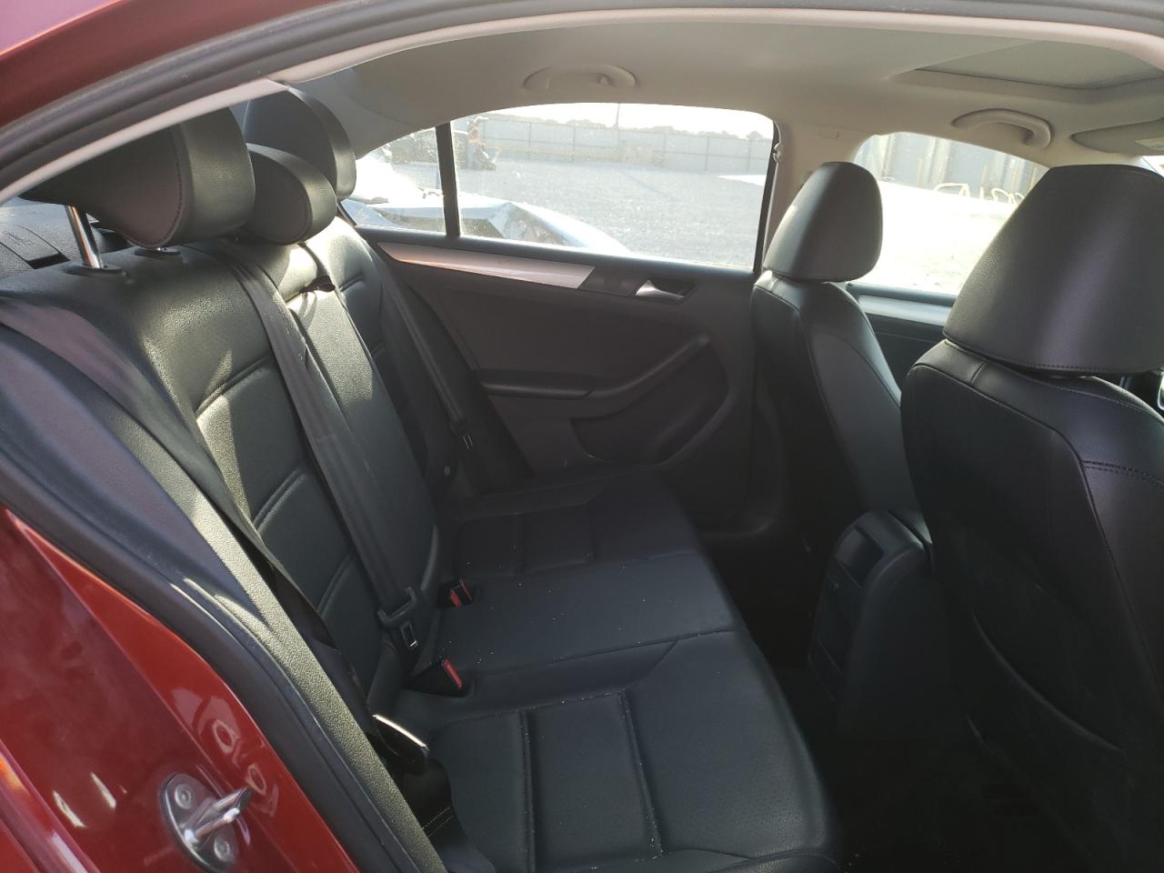 Photo 6 from auction – 2017 VOLKSWAGEN JETTA SE with VIN 3VWDB7AJ6HM362156