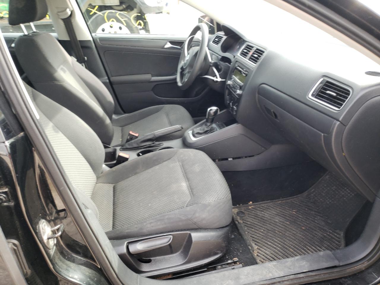 Photo 5 from auction – 2011 VOLKSWAGEN JETTA BASE with VIN 3VW2K7AJ8BM308081