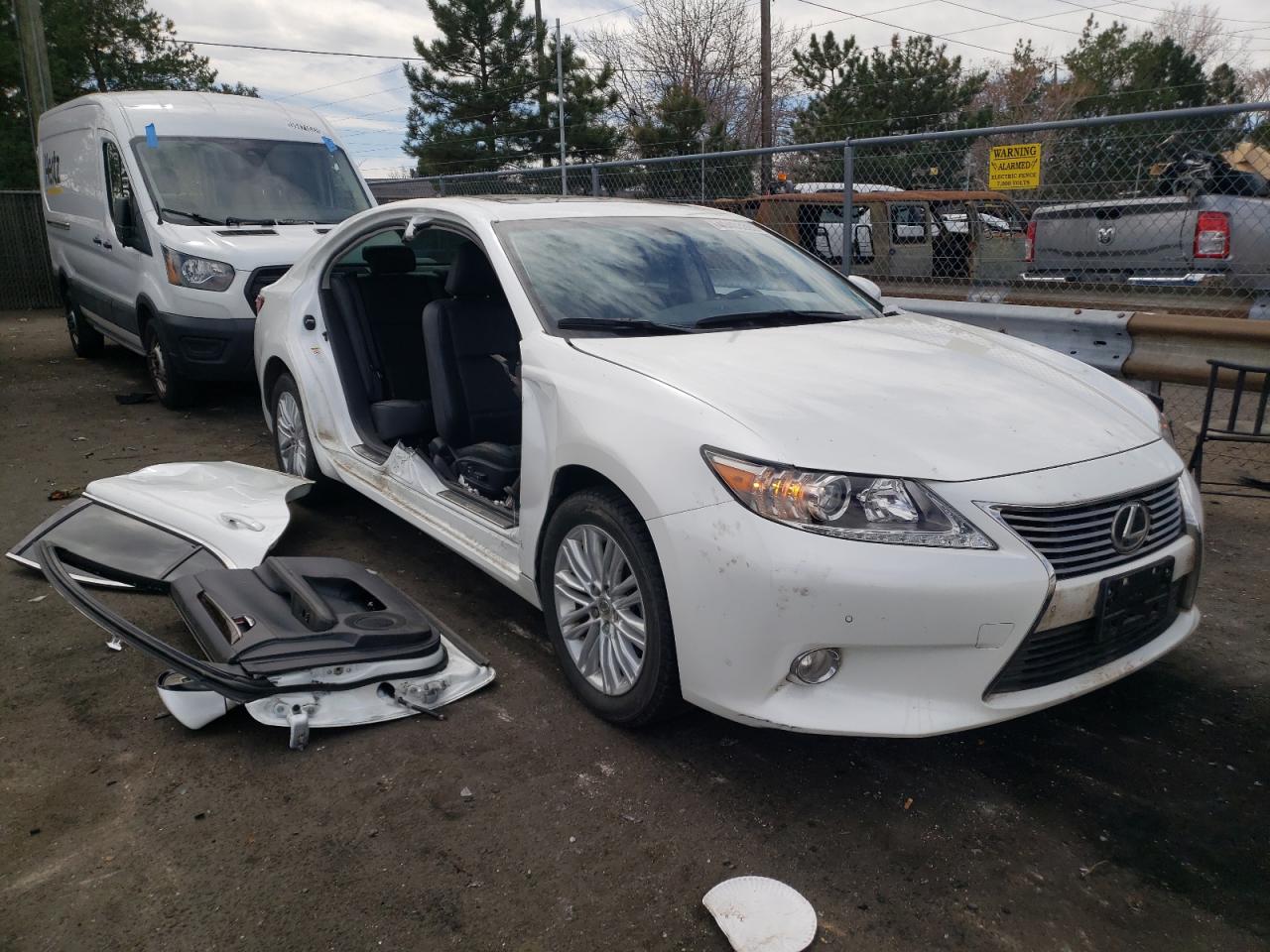 LEXUS ES 350 2013 with VIN JTHBK1GG3D2075702 - Photo from auction