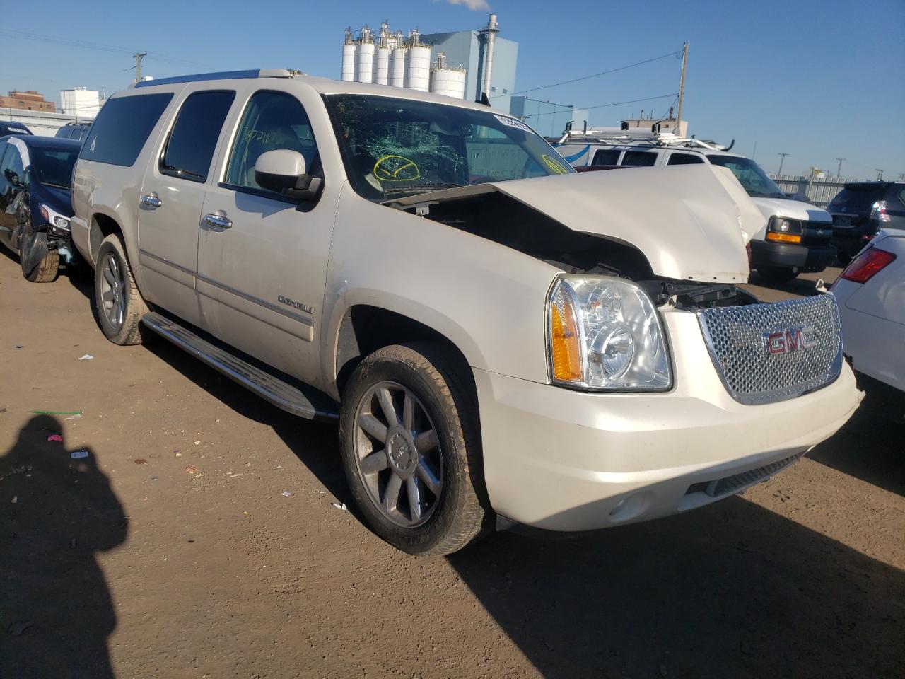 GMC YUKON XL D 2010 with VIN 1GKUKMEF8AR153338 - Photo from auction