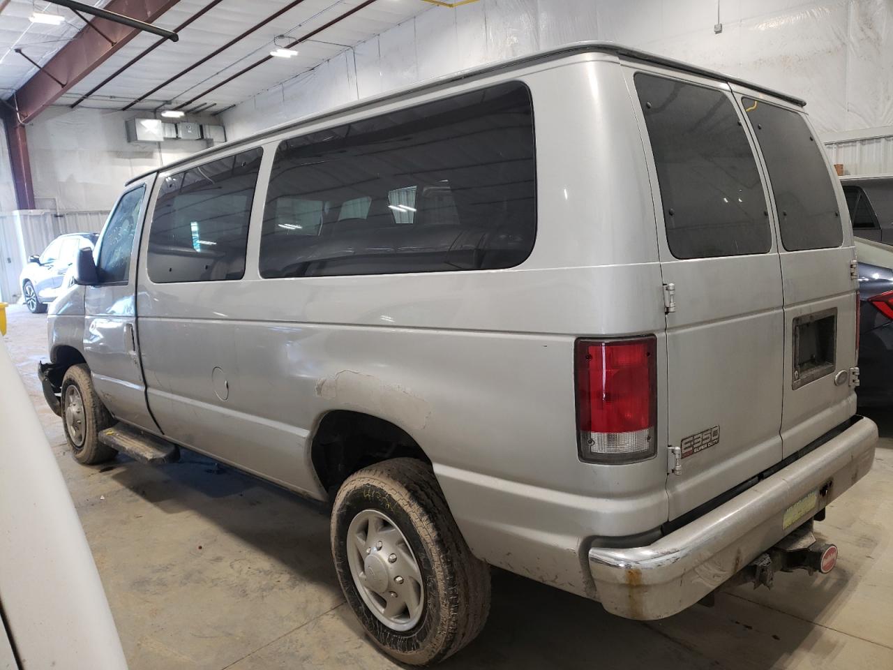 Photo 3 from auction – 2005 FORD ECONOLINE with VIN 1FBNE31L25HB37357