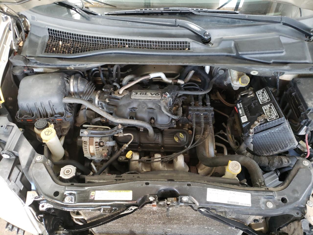 Photo 7 from auction – 2008 CHRYSLER TOWN & COU with VIN 2A8HR54P78R635577