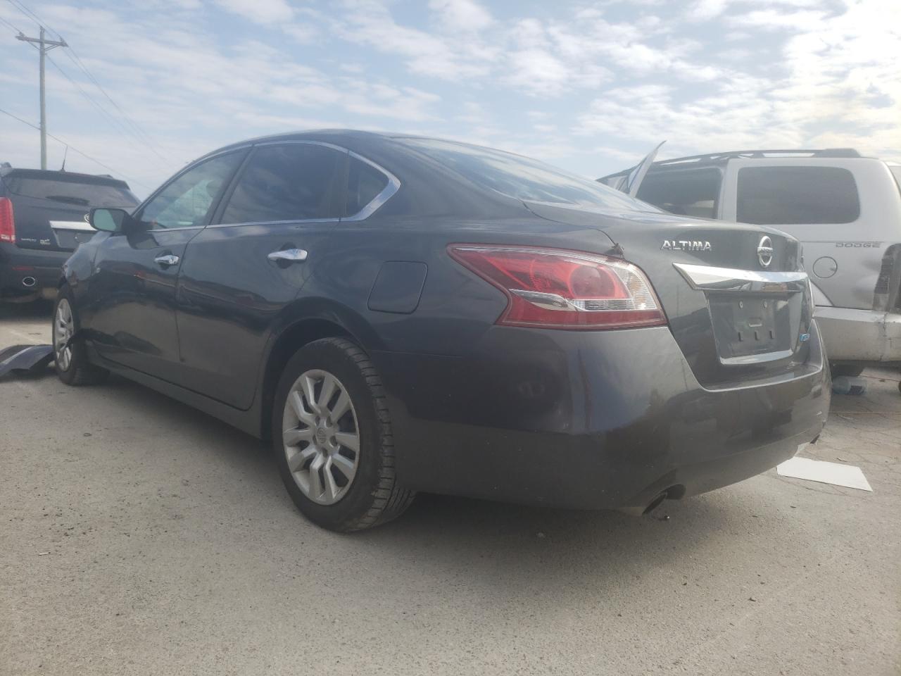 Photo 3 from auction – 2013 NISSAN ALTIMA 2.5 with VIN 1N4AL3AP6DC208208