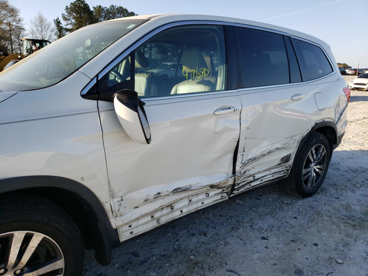 Photo 9 from auction – 2016 HONDA PILOT EXL with VIN 5FNYF5H86GB011606