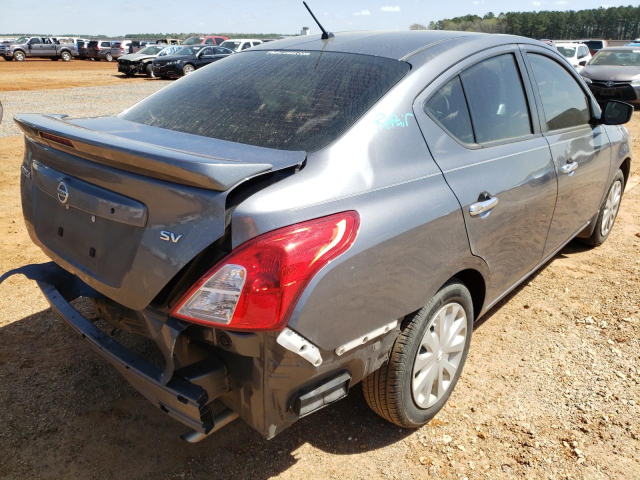 Photo 4 from auction – 2019 NISSAN VERSA S with VIN 3N1CN7AP3KL807351