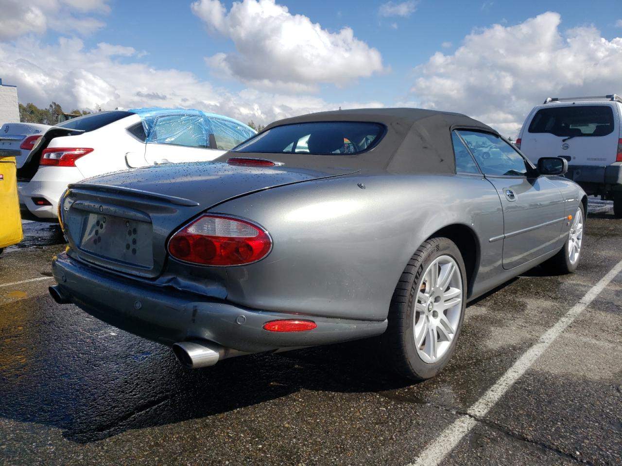 Photo 4 from auction – 2003 JAGUAR XKR with VIN SAJDA42B833A36806