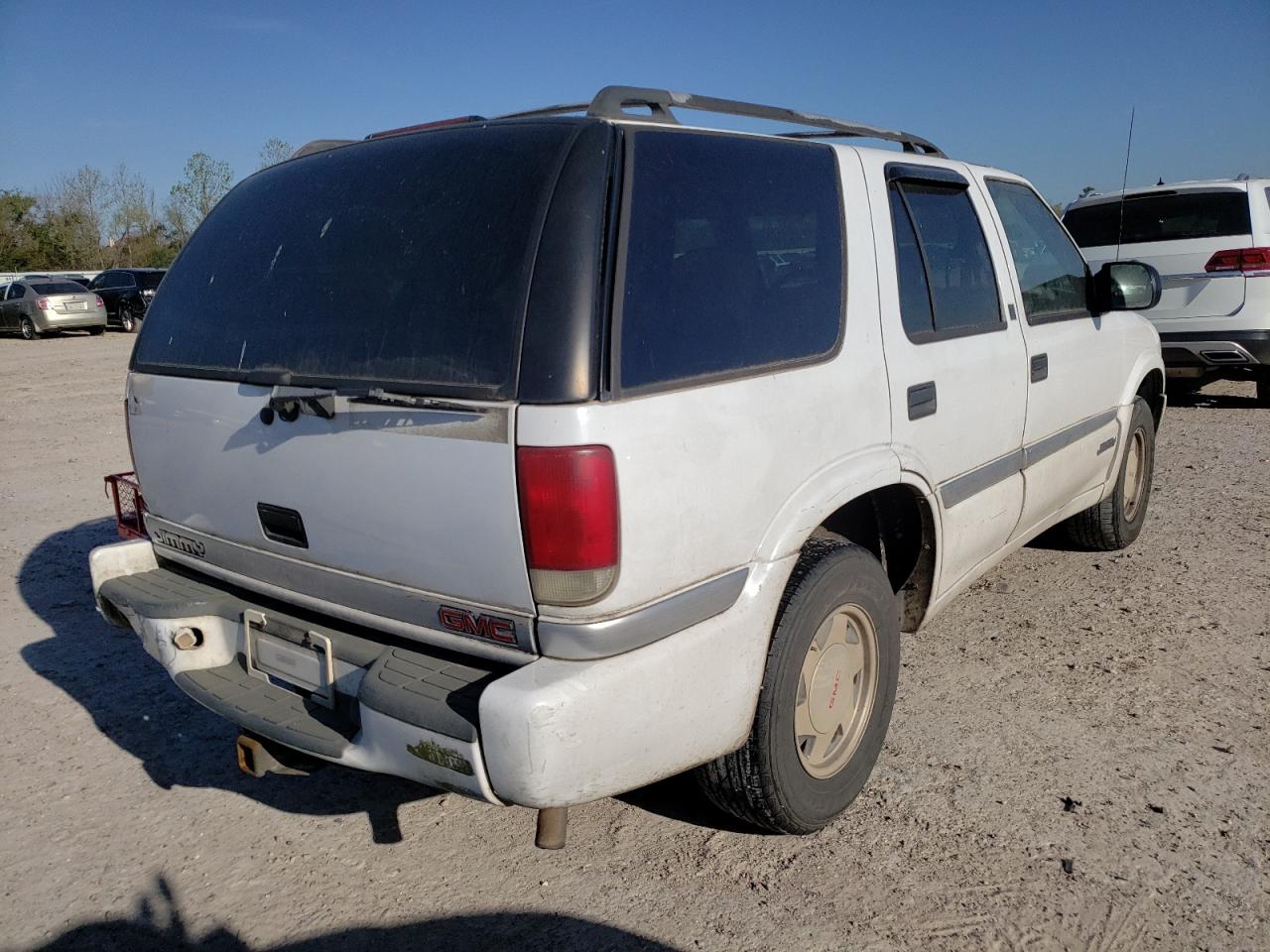 Photo 4 from auction – 2000 GMC JIMMY with VIN 1GKCS13W1Y2136896