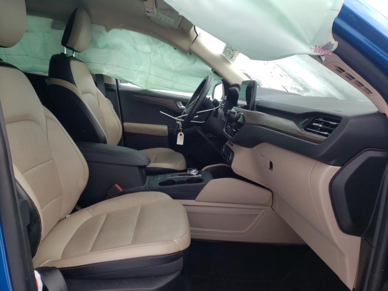 Photo 5 from auction – 2020 FORD ESCAPE TIT with VIN 1FMCU9J95LUB20467
