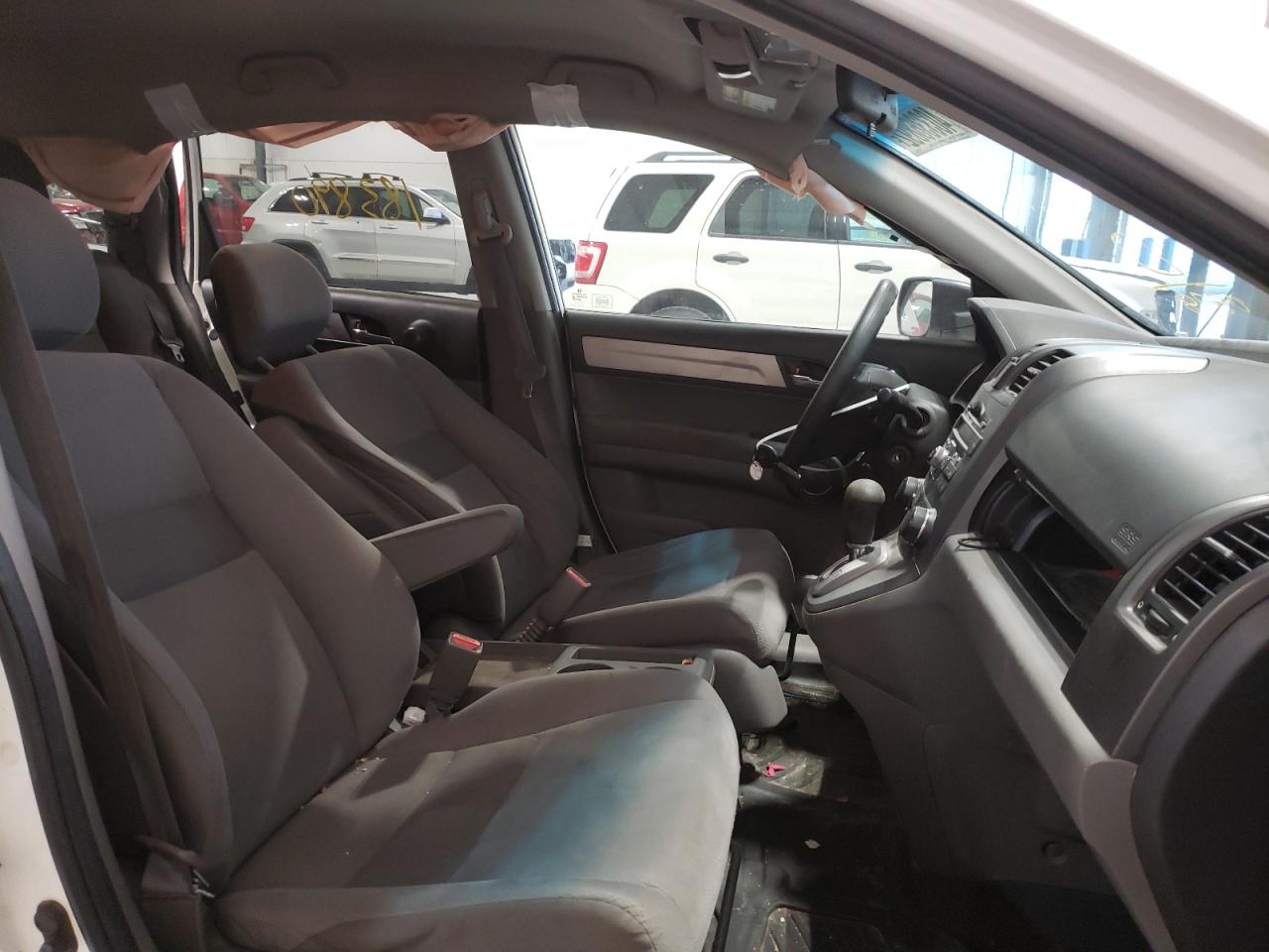 Photo 5 from auction – 2011 HONDA CR-V SE with VIN 5J6RE4H44BL100878