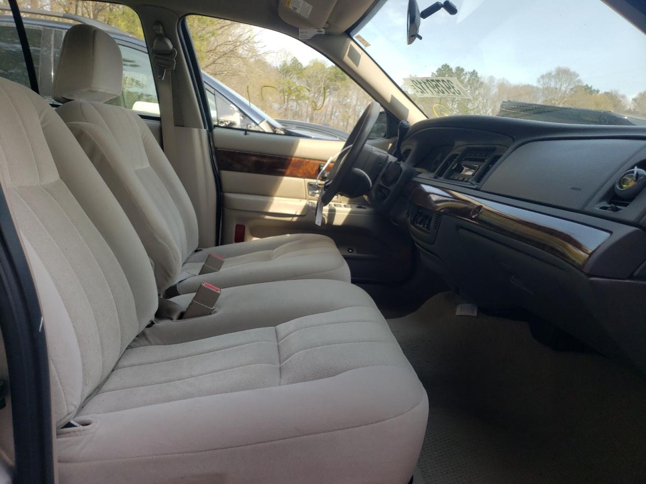Photo 5 from auction – 2006 MERCURY GRAND MARQ with VIN 2MEFM74V36X649040