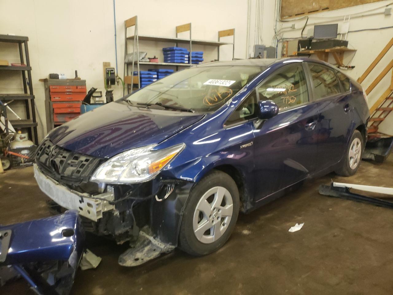 Photo 2 from auction – 2011 TOYOTA PRIUS with VIN JTDKN3DU0B0321354