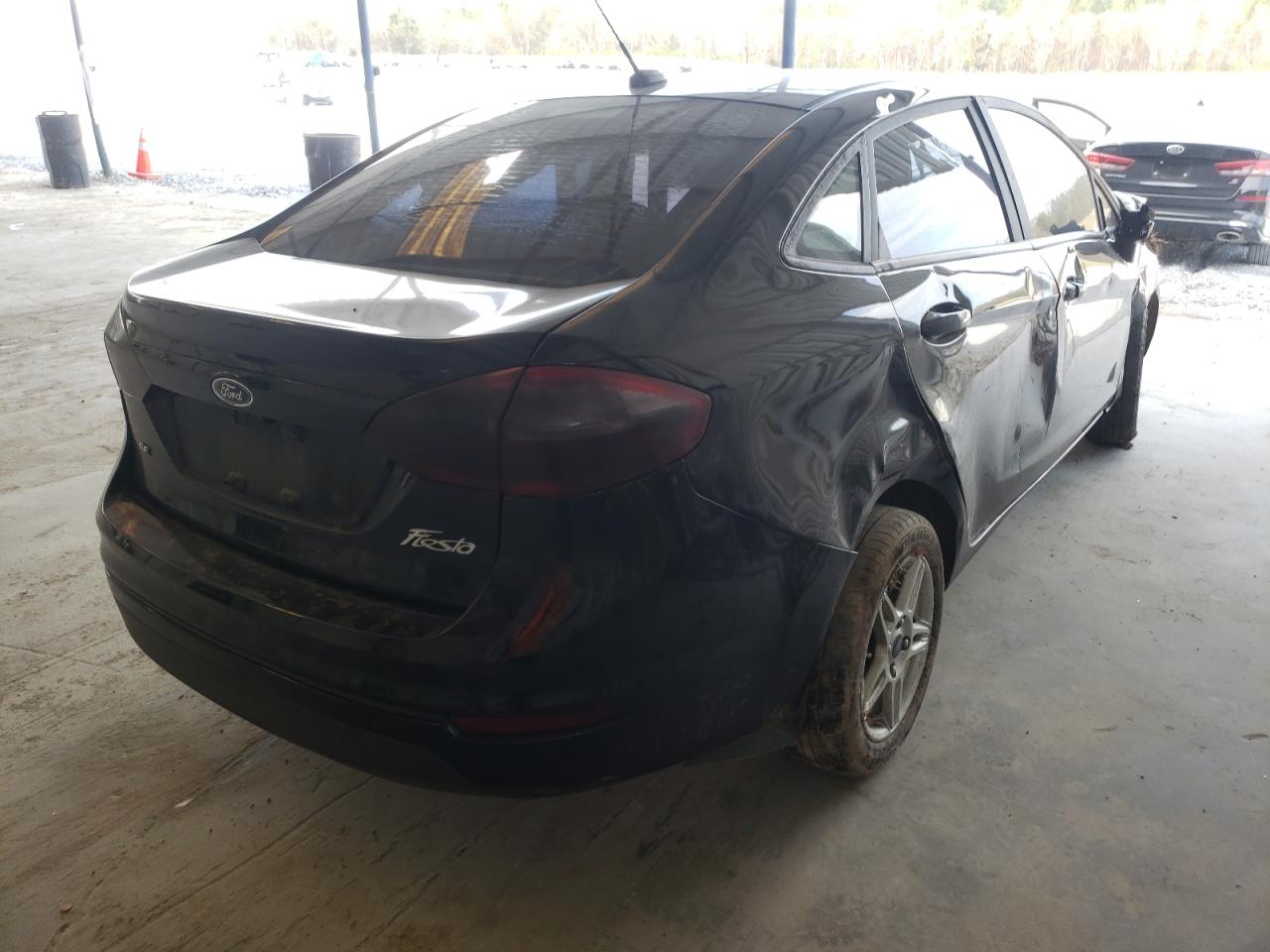 Photo 4 from auction – 2018 FORD FIESTA SE with VIN 3FADP4BJ9JM131541