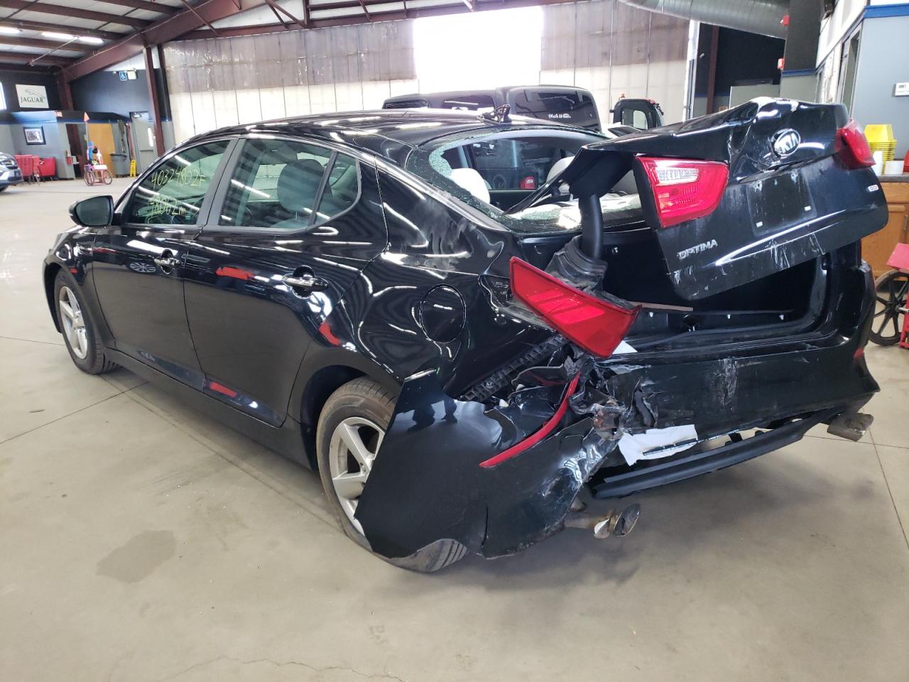 Photo 3 from auction – 2015 KIA OPTIMA LX with VIN 5XXGM4A74FG477348