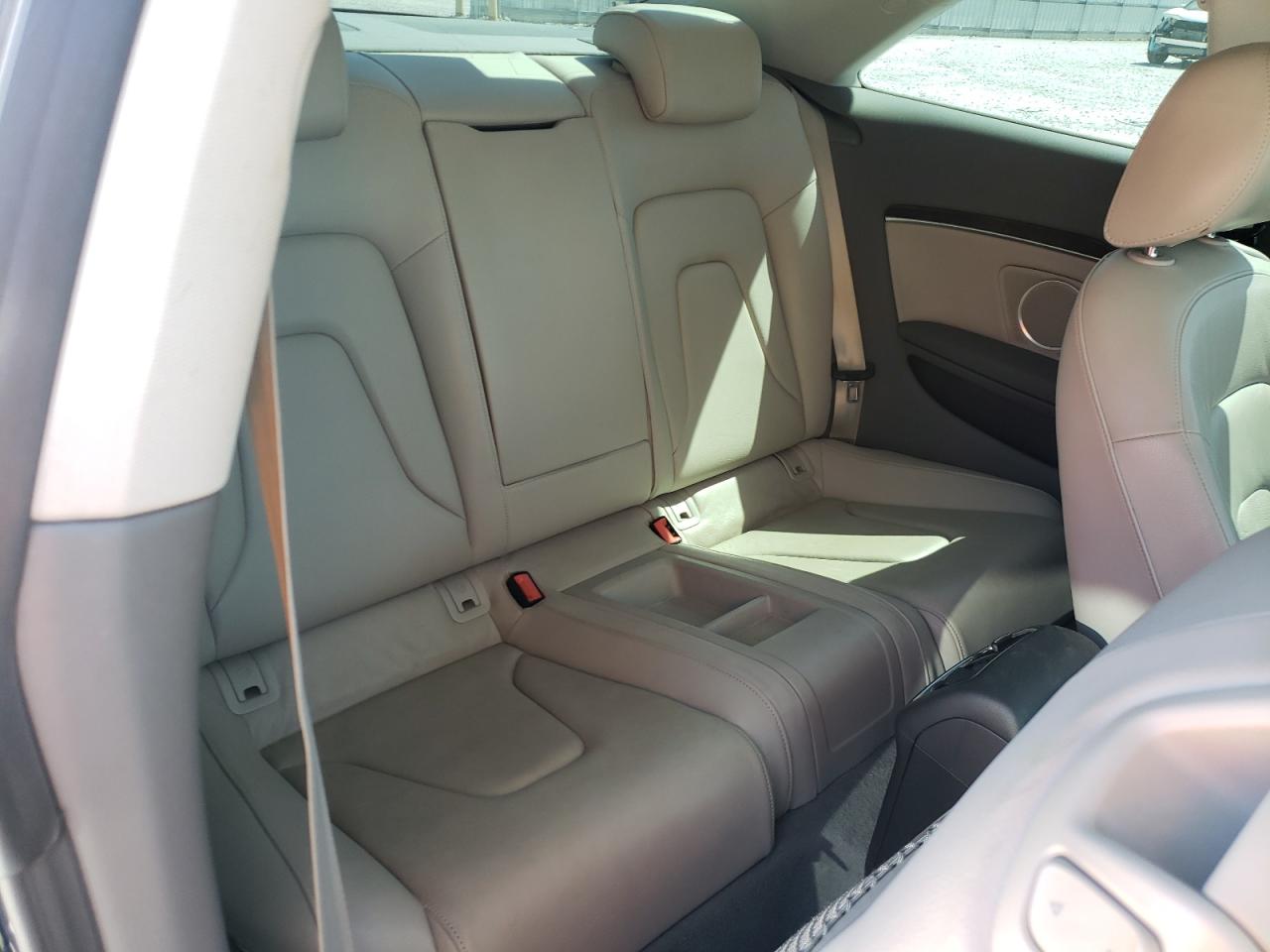 Photo 6 from auction – 2010 AUDI A5 PREMIUM with VIN WAULFAFR2AA031976