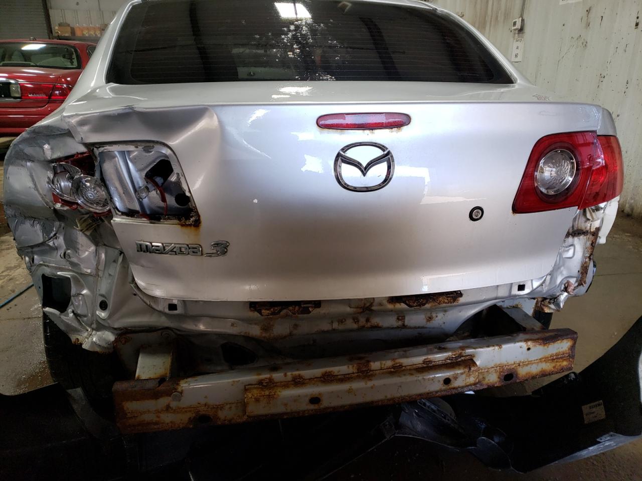 Photo 9 from auction – 2006 MAZDA 3 I with VIN JM1BK32G161416818