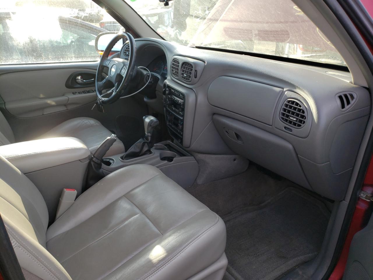 Photo 5 from auction – 2005 CHEVROLET TRAILBLAZE with VIN 1GNDT13S952231834