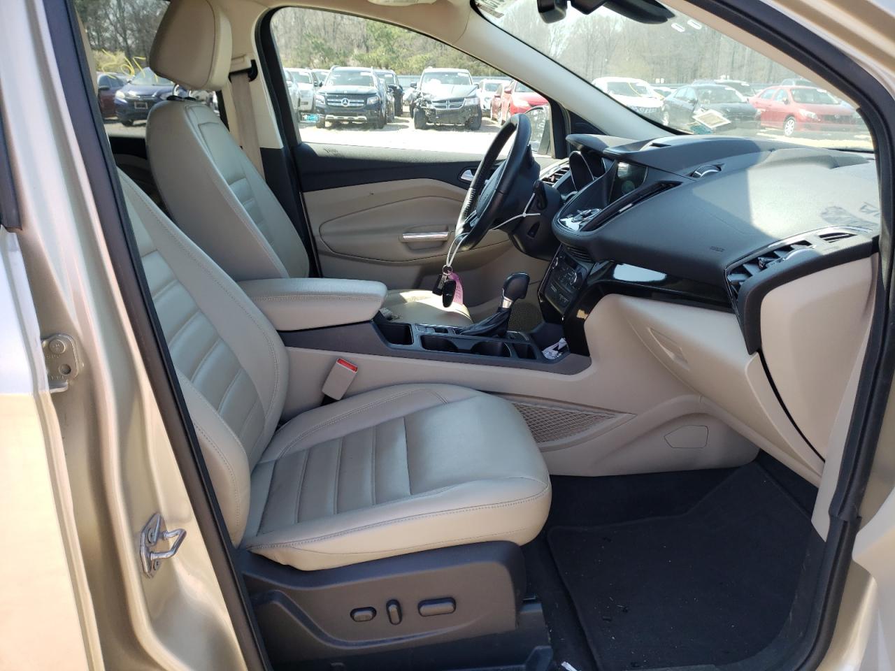 Photo 5 from auction – 2017 FORD ESCAPE TIT with VIN 1FMCU9JD9HUA98145