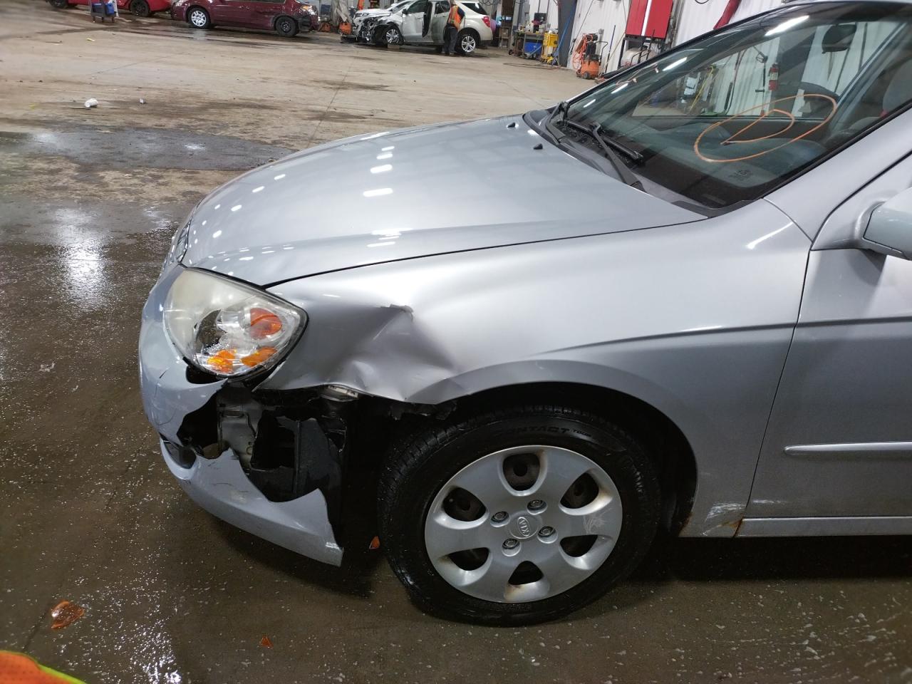 Photo 9 from auction – 2007 KIA SPECTRA EX with VIN KNAFE121X75414114