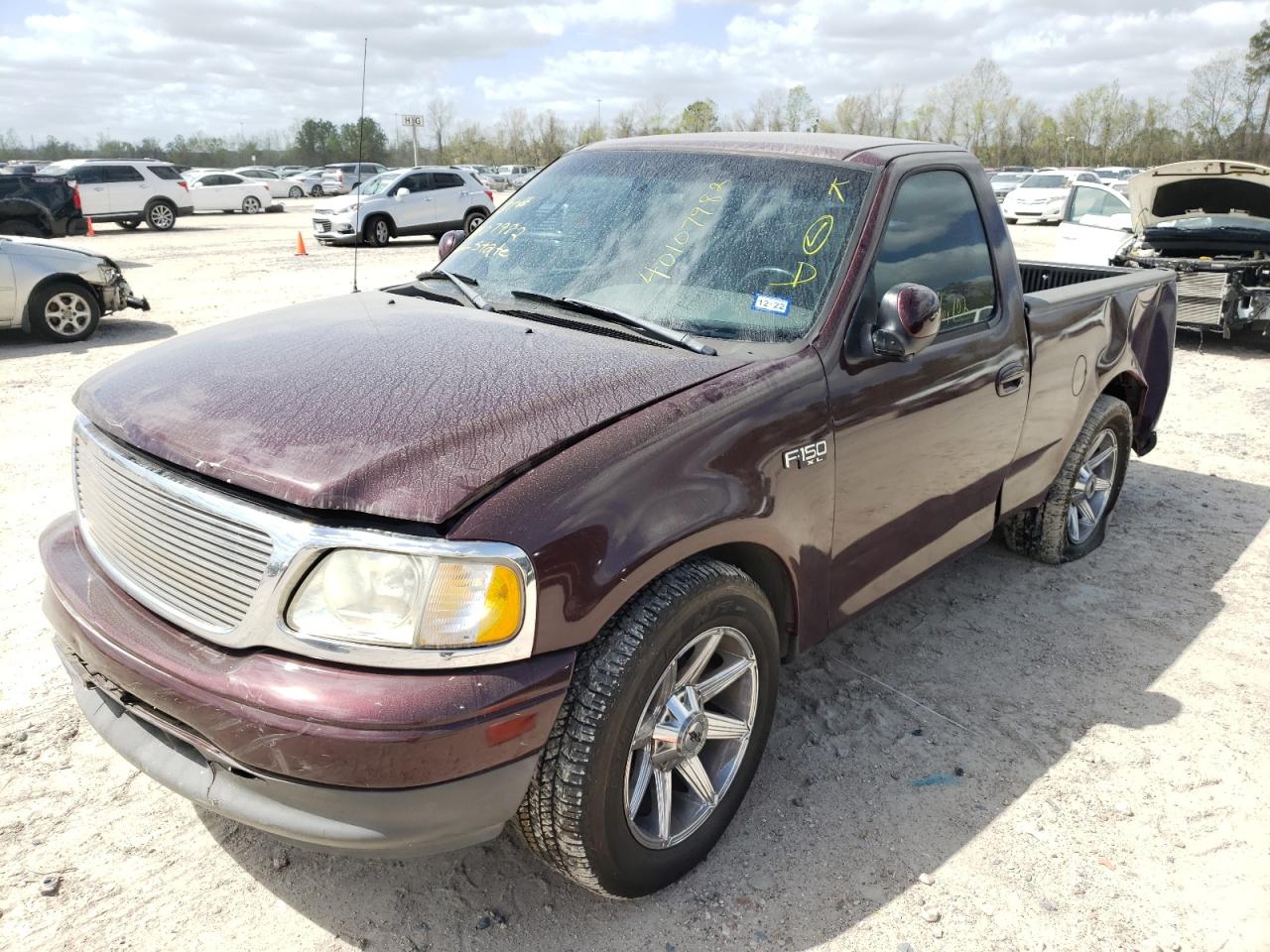 Photo 2 from auction – 2003 FORD F150 with VIN 1FTRF17233NB05237