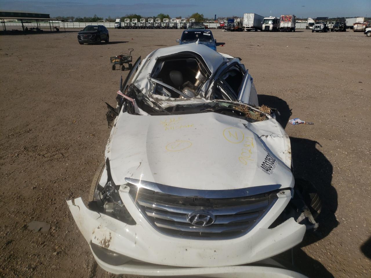 Photo 9 from auction – 2014 HYUNDAI SONATA SE with VIN 5NPEC4AB1EH902820