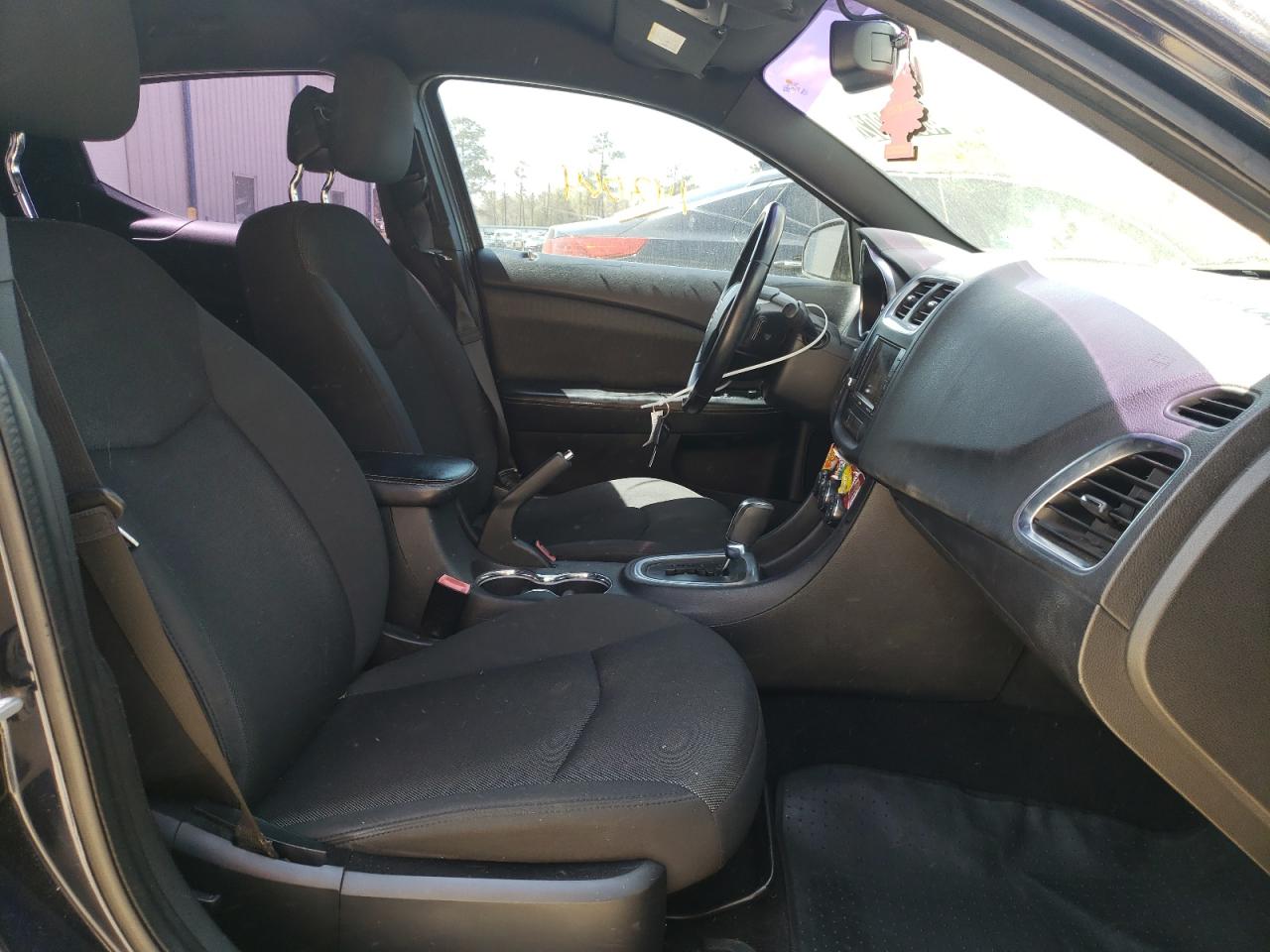 Photo 5 from auction – 2011 DODGE AVENGER MA with VIN 1B3BD1FB4BN565077