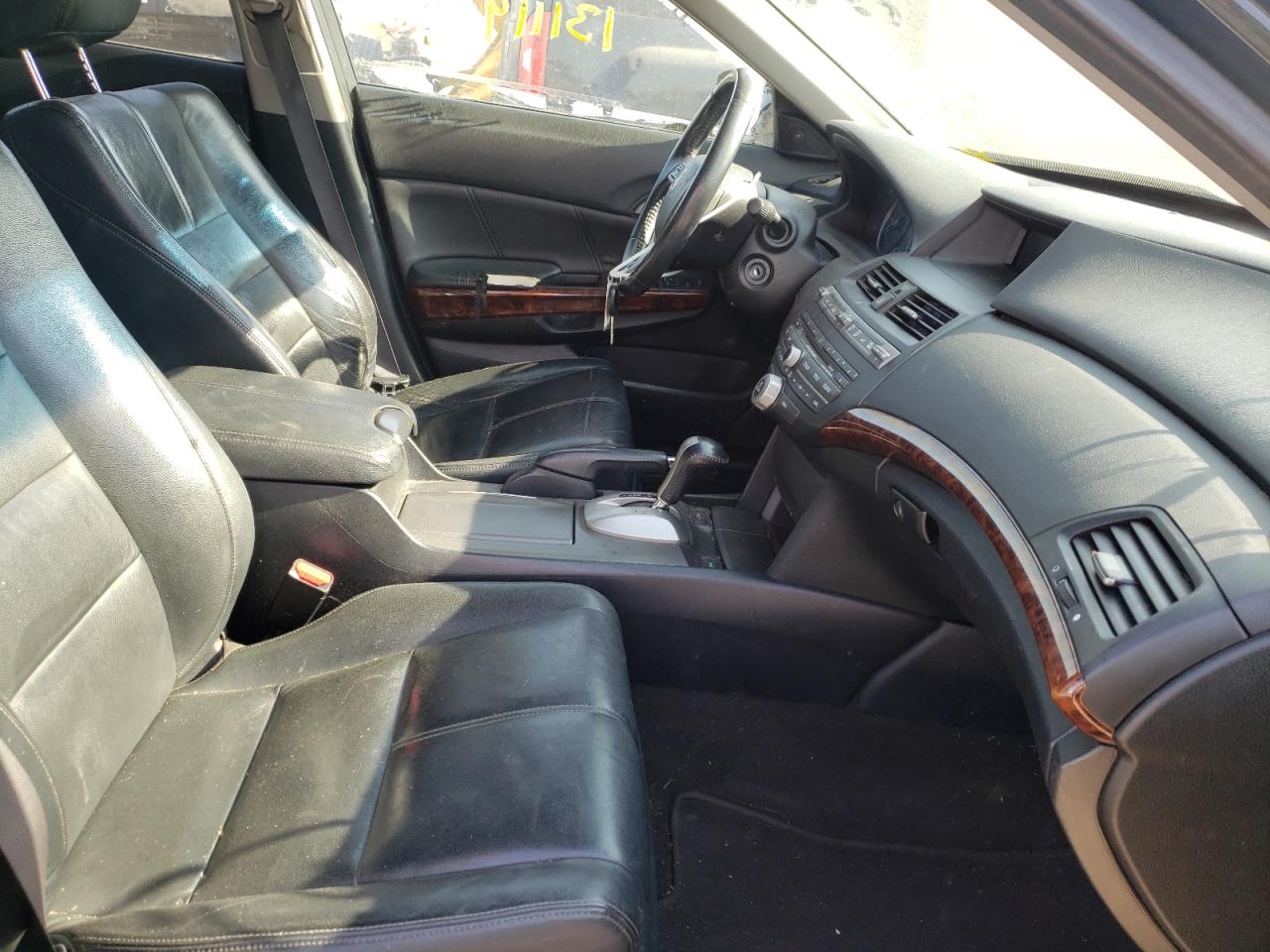 Photo 5 from auction – 2012 HONDA CROSSTOUR with VIN 5J6TF2H58CL001904
