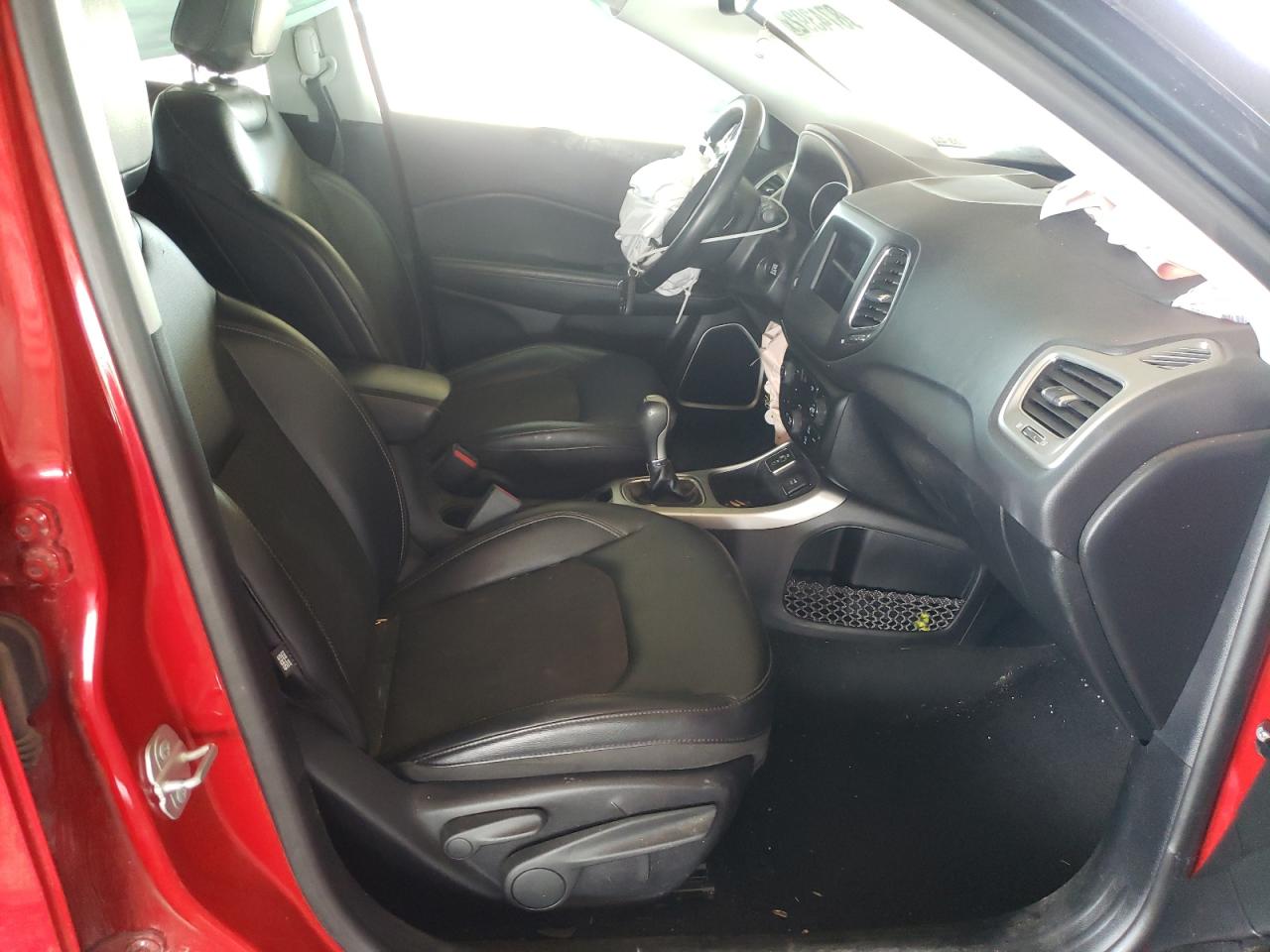 Photo 5 from auction – 2018 JEEP COMPASS LA with VIN 3C4NJCBB8JT134262