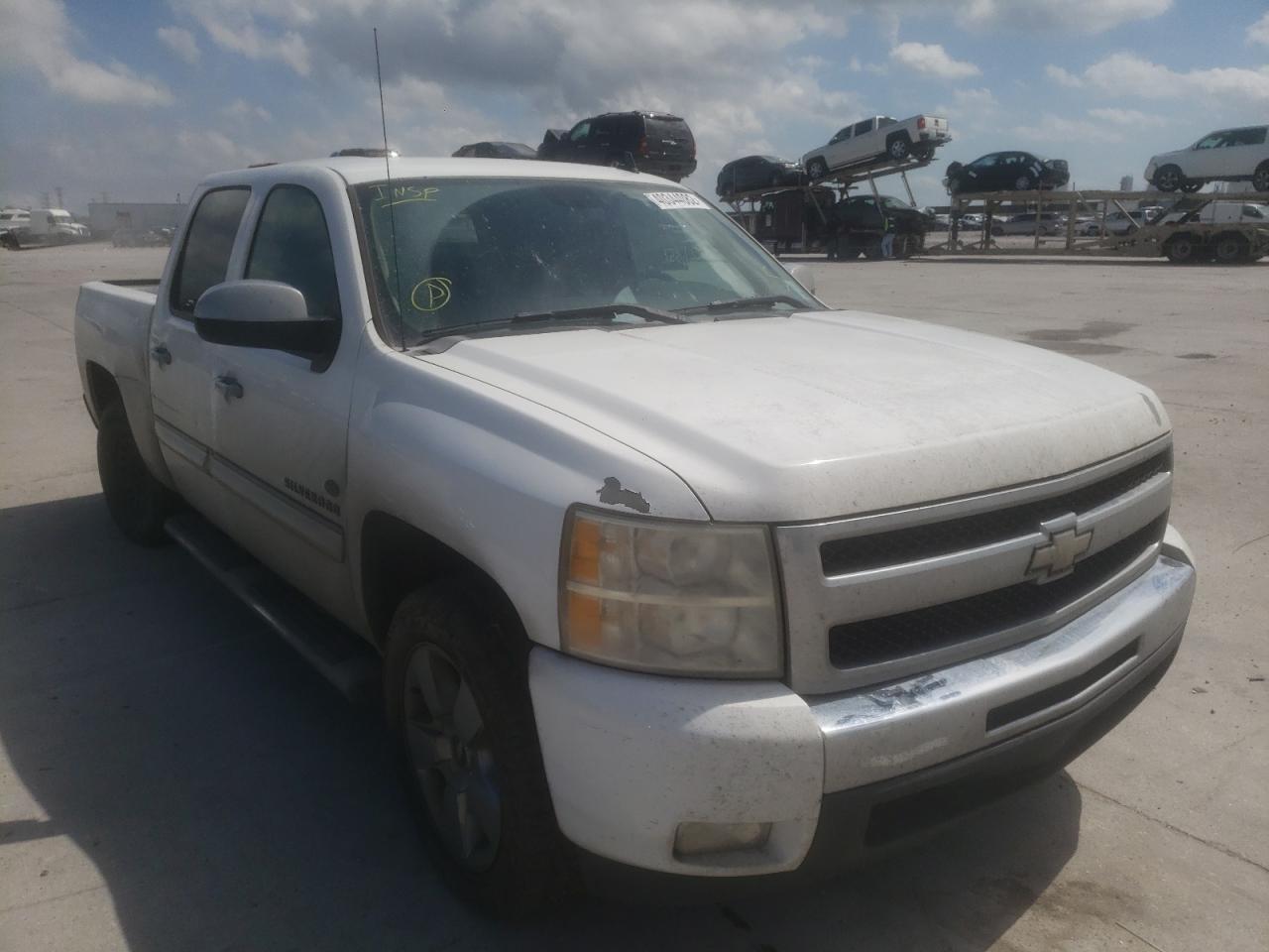 CHEVROLET SILVERADO 2011 with VIN 3GCPCSE09BG102437 - Photo from auction