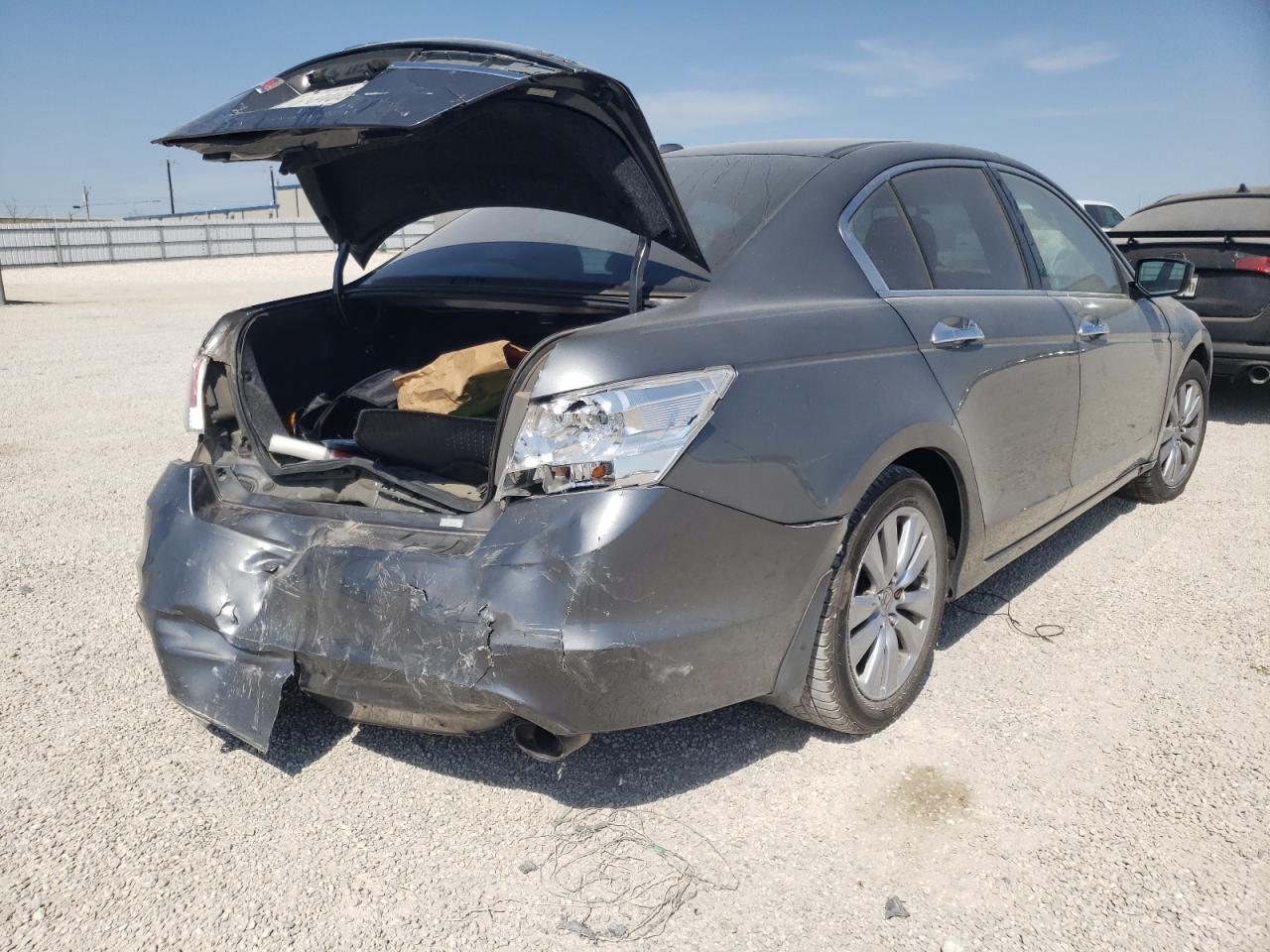 Photo 4 from auction – 2012 HONDA ACCORD EXL with VIN 1HGCP3F82CA006972