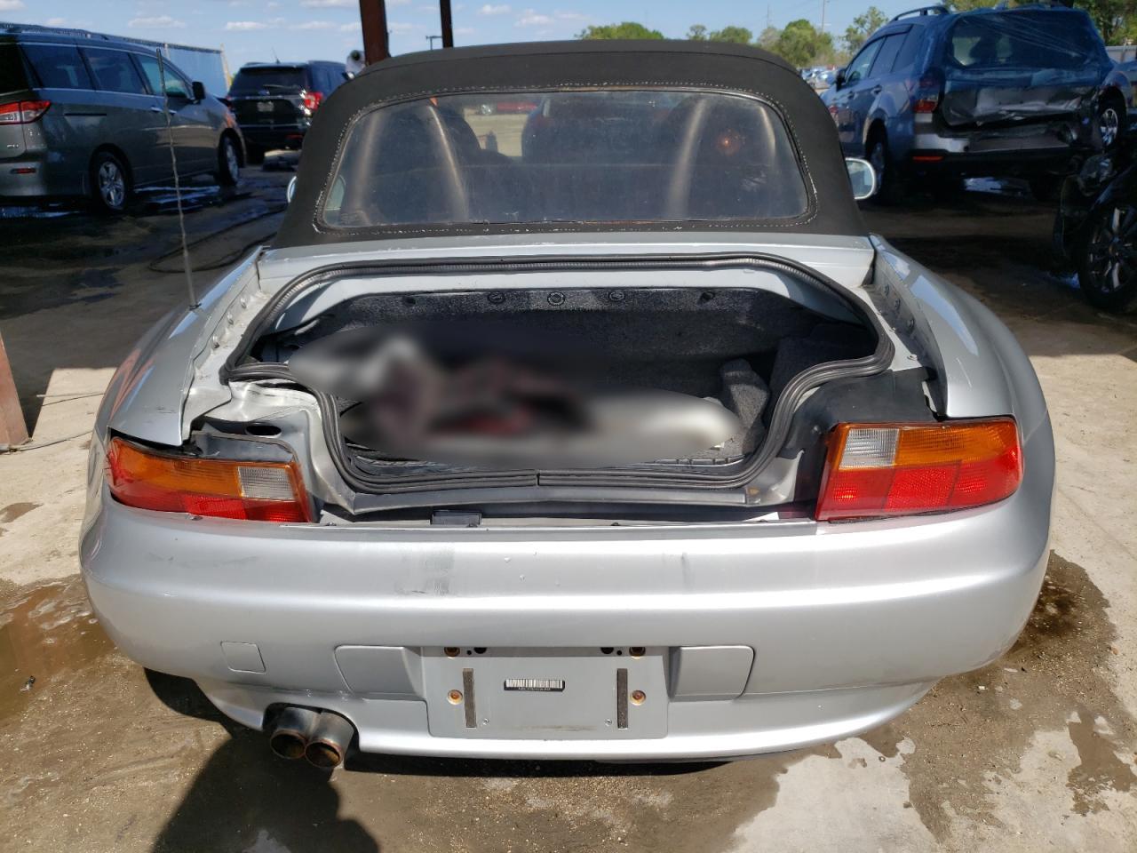 Photo 9 from auction – 1998 BMW Z3 2.8 with VIN 4USCJ3322WLB62869