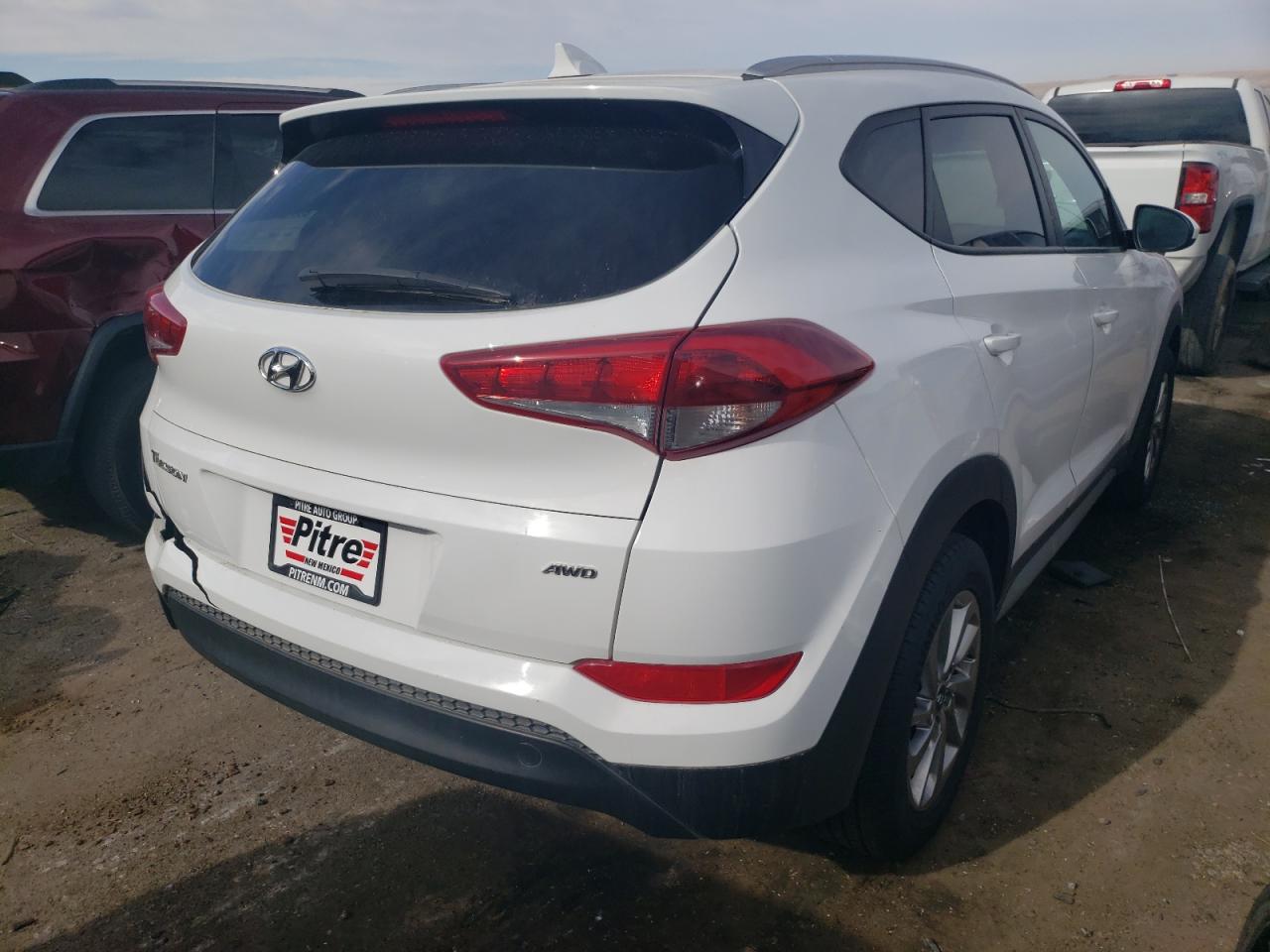 Photo 4 from auction – 2018 HYUNDAI TUCSON SEL with VIN KM8J3CA48JU794329