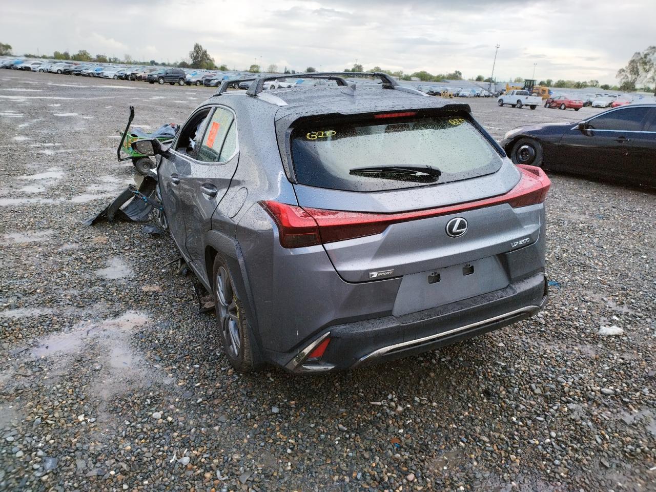Photo 3 from auction – 2020 LEXUS UX 200 with VIN JTHE3JBH1L2029973