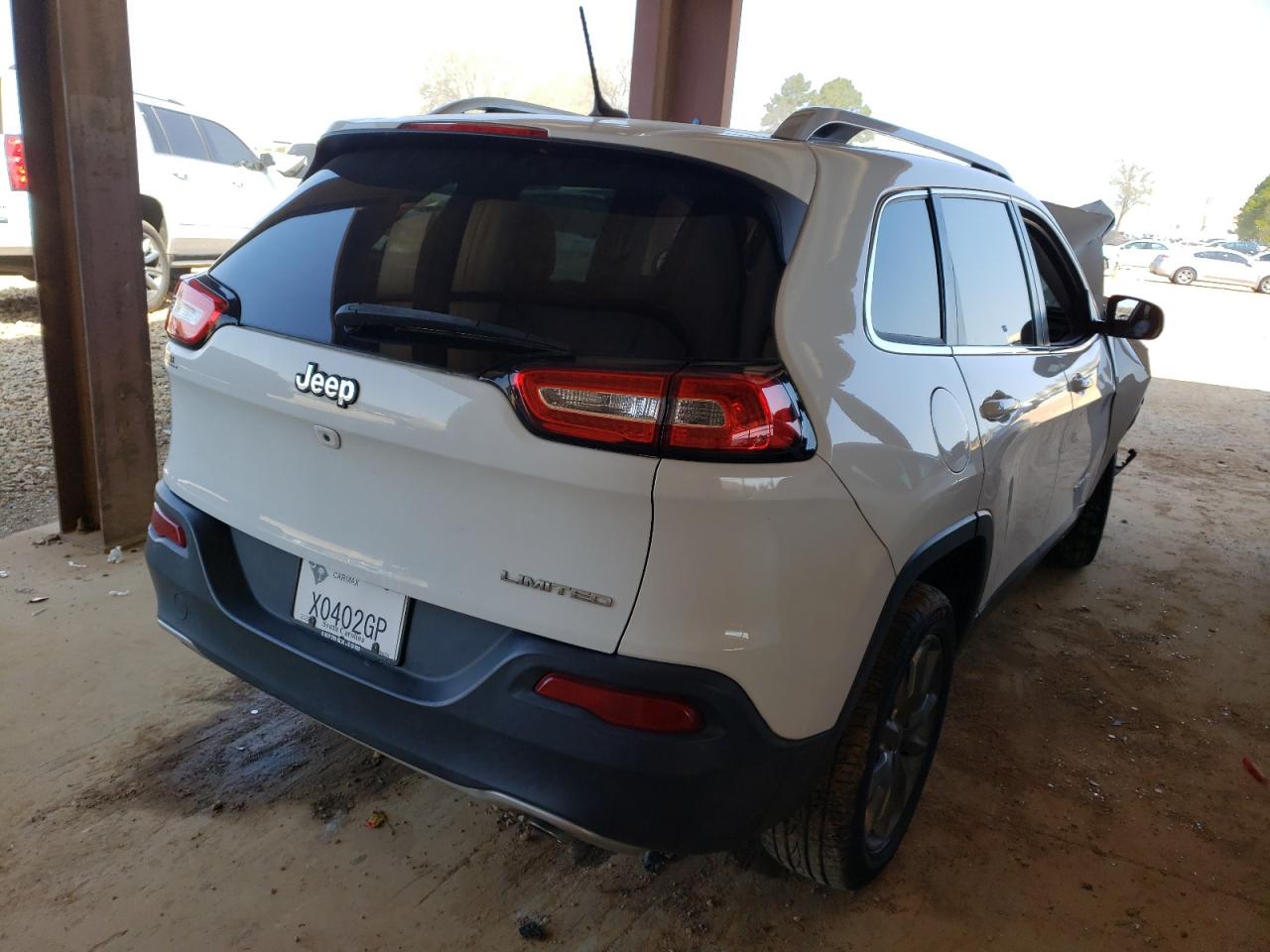 Photo 4 from auction – 2014 JEEP CHEROKEE L with VIN 1C4PJLDS1EW241840